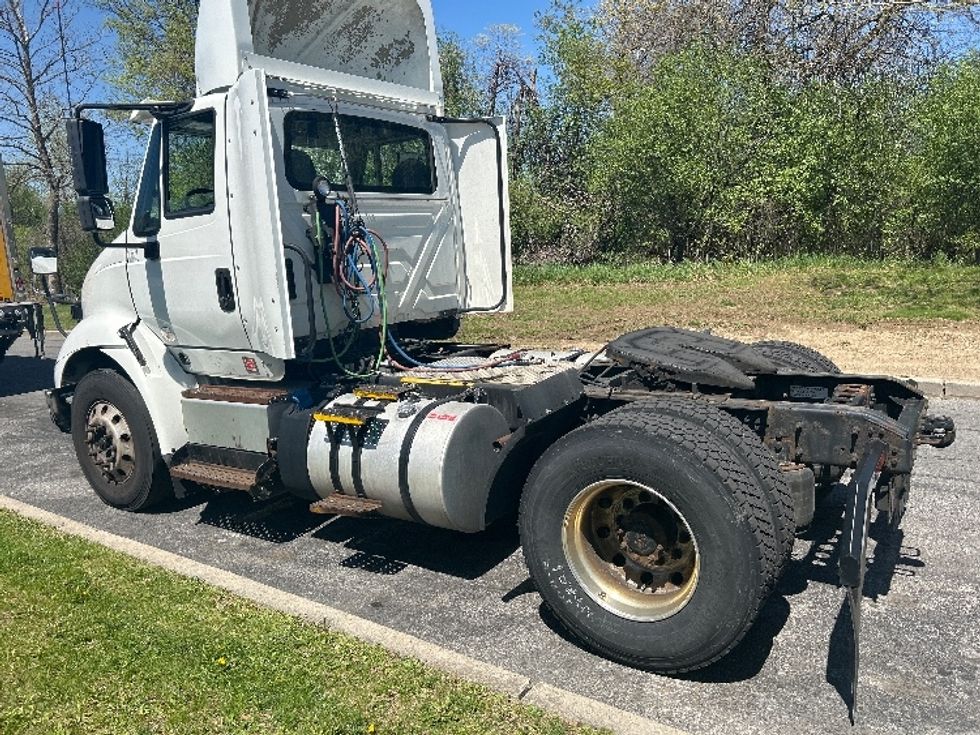 Day Cab Tractor-Heavy Duty Tractors-International-2017-8600-Albany-NY-579,768\n\t\tmiles-$ 17,250 - Image 5