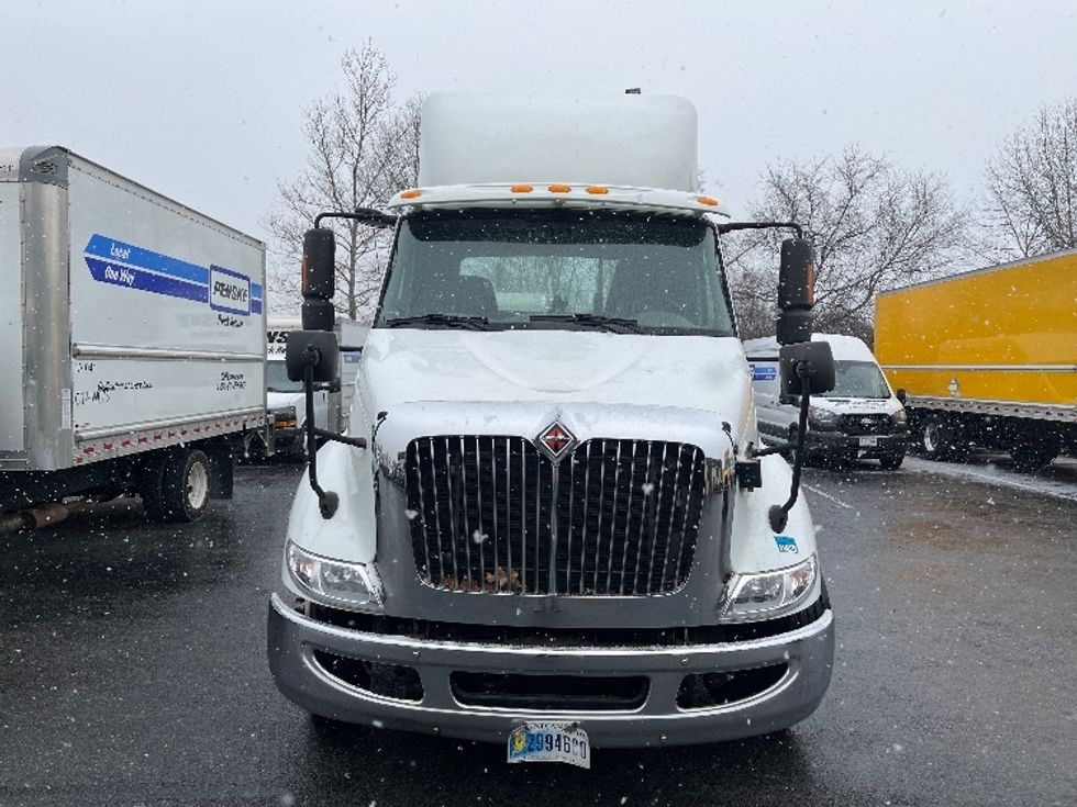 Day Cab Tractor-Heavy Duty Tractors-International-2017-8600-Montgomery-NY-305,119\n\t\tmiles-$ 25,000 - Image 2