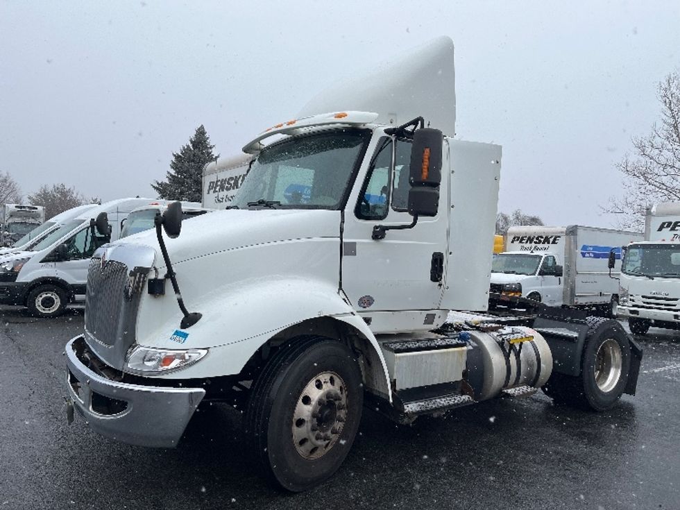 Day Cab Tractor-Heavy Duty Tractors-International-2017-8600-Montgomery-NY-305,119\n\t\tmiles-$ 25,000 - Image 3