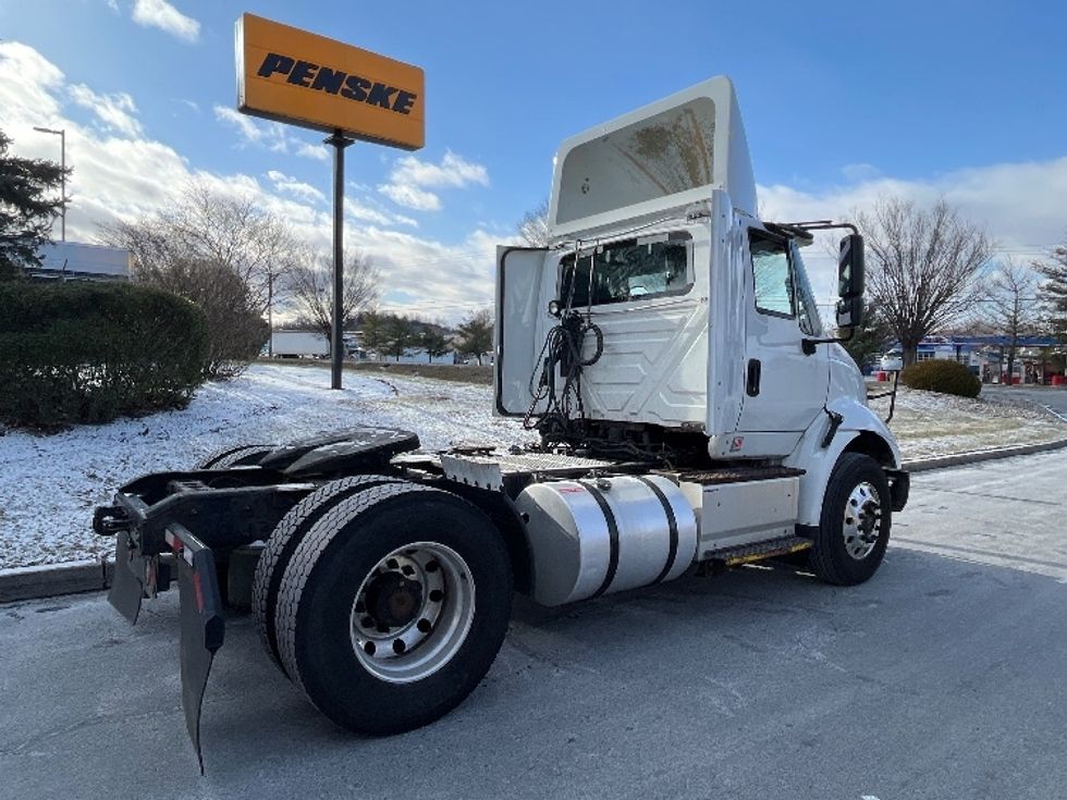 Day Cab Tractor-Heavy Duty Tractors-International-2017-8600-Montgomery-NY-340,040\n\t\tmiles-$ 22,750 - Image 7