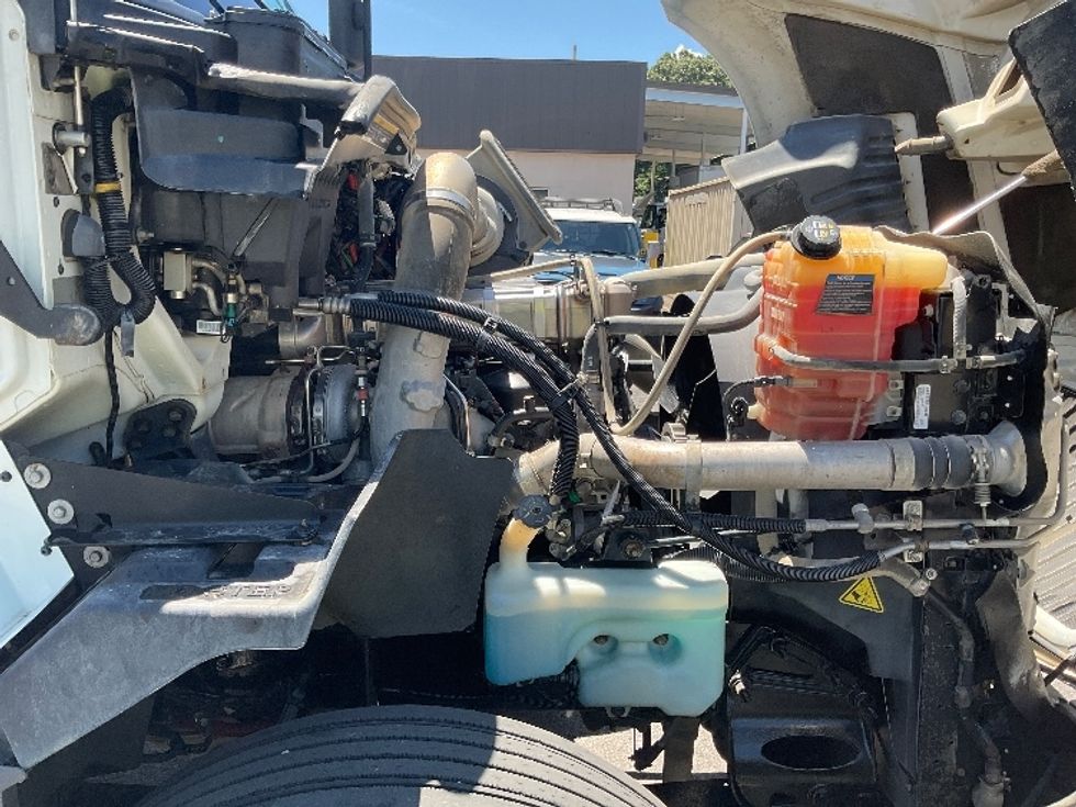 Day Cab Tractor-Heavy Duty Tractors-International-2017-ProStar-Cleveland-TN-239,216\n\t\tmiles-$ 34,250 - Image 15