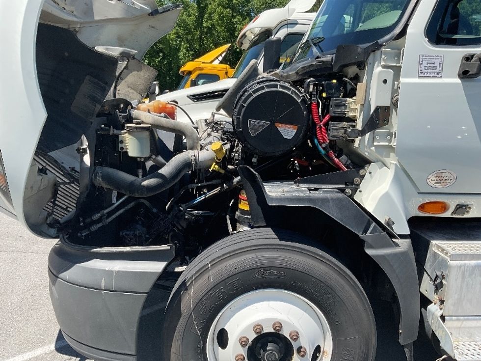 Day Cab Tractor-Heavy Duty Tractors-International-2017-ProStar-Cleveland-TN-239,216\n\t\tmiles-$ 34,250 - Image 16