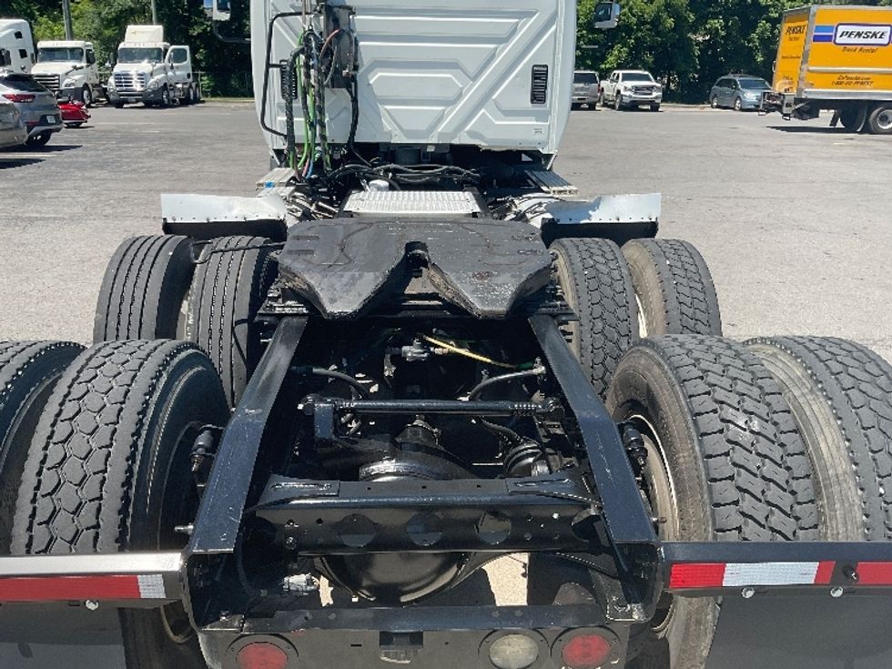Day Cab Tractor-Heavy Duty Tractors-International-2017-ProStar-Cleveland-TN-239,216\n\t\tmiles-$ 34,250 - Image 6