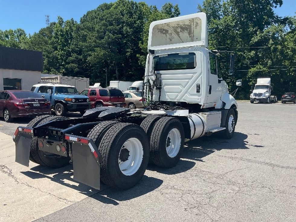 Day Cab Tractor-Heavy Duty Tractors-International-2017-ProStar-Cleveland-TN-239,216\n\t\tmiles-$ 34,250 - Image 7