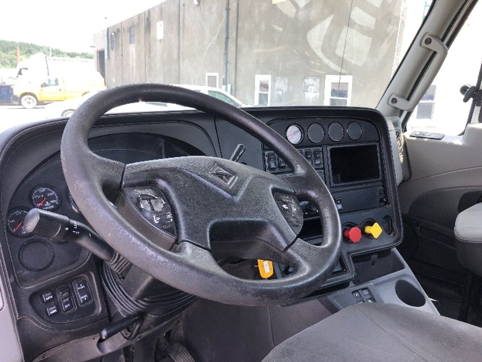 Day Cab Tractor-Heavy Duty Tractors-International-2017-ProStar-Guilderland Center-NY-500,259\n\t\tmiles-$ 23,750 - Image 10