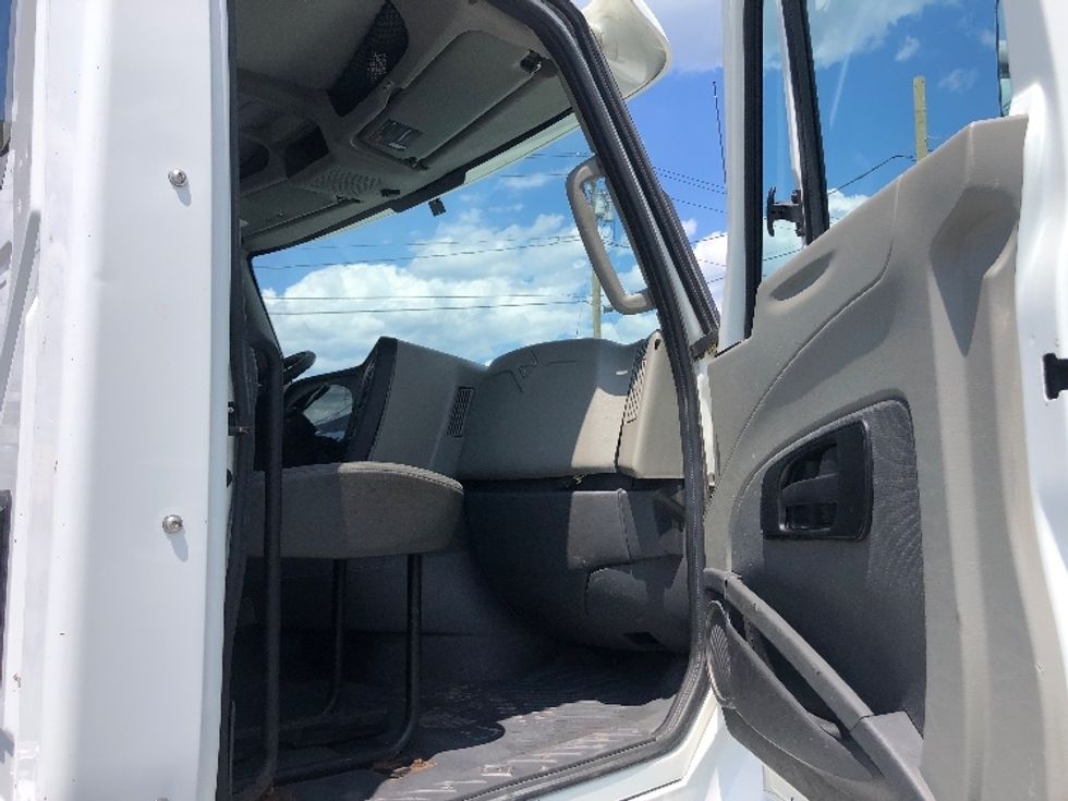 Day Cab Tractor-Heavy Duty Tractors-International-2017-ProStar-Guilderland Center-NY-500,259\n\t\tmiles-$ 23,750 - Image 12
