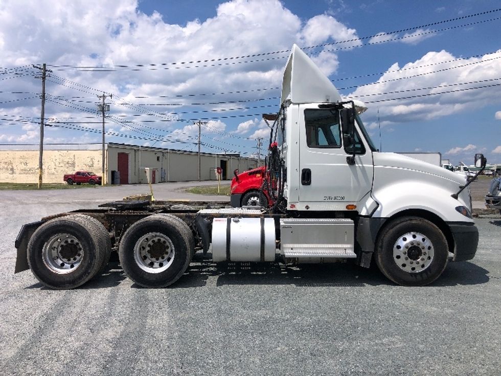 Day Cab Tractor-Heavy Duty Tractors-International-2017-ProStar-Guilderland Center-NY-500,259\n\t\tmiles-$ 23,750 - Image 8