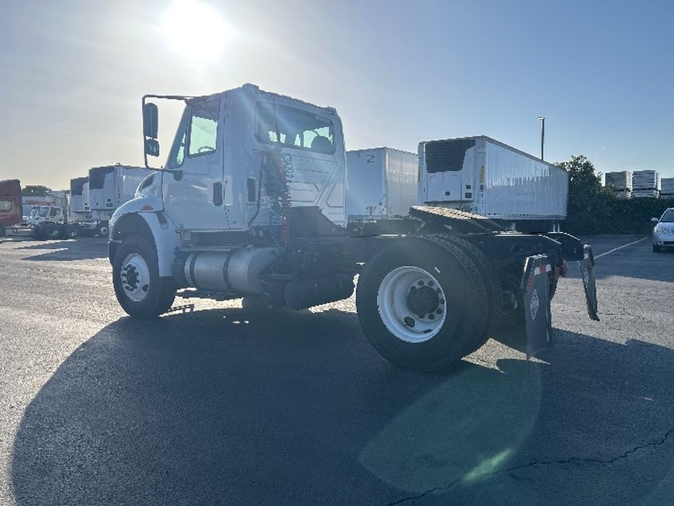 Day Cab Tractor-Heavy Duty Tractors-International-2018-4400-Gilroy-CA-44,675\n\t\tmiles-$ 54,750 - Image 5