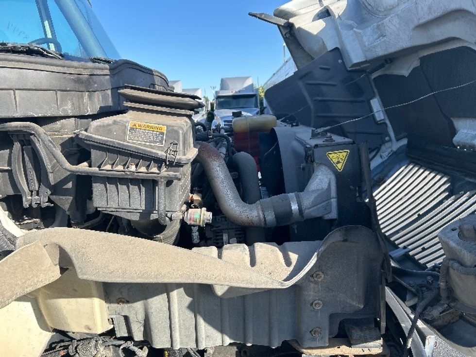 Day Cab Tractor-Heavy Duty Tractors-International-2018-4400-Gilroy-CA-67,876\n\t\tmiles-$ 53,500 - Image 15