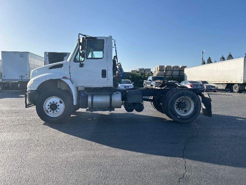 Day Cab Tractor-Heavy Duty Tractors-International-2018-4400-Gilroy-CA-67,876\n\t\tmiles-$ 53,500 - Image 4