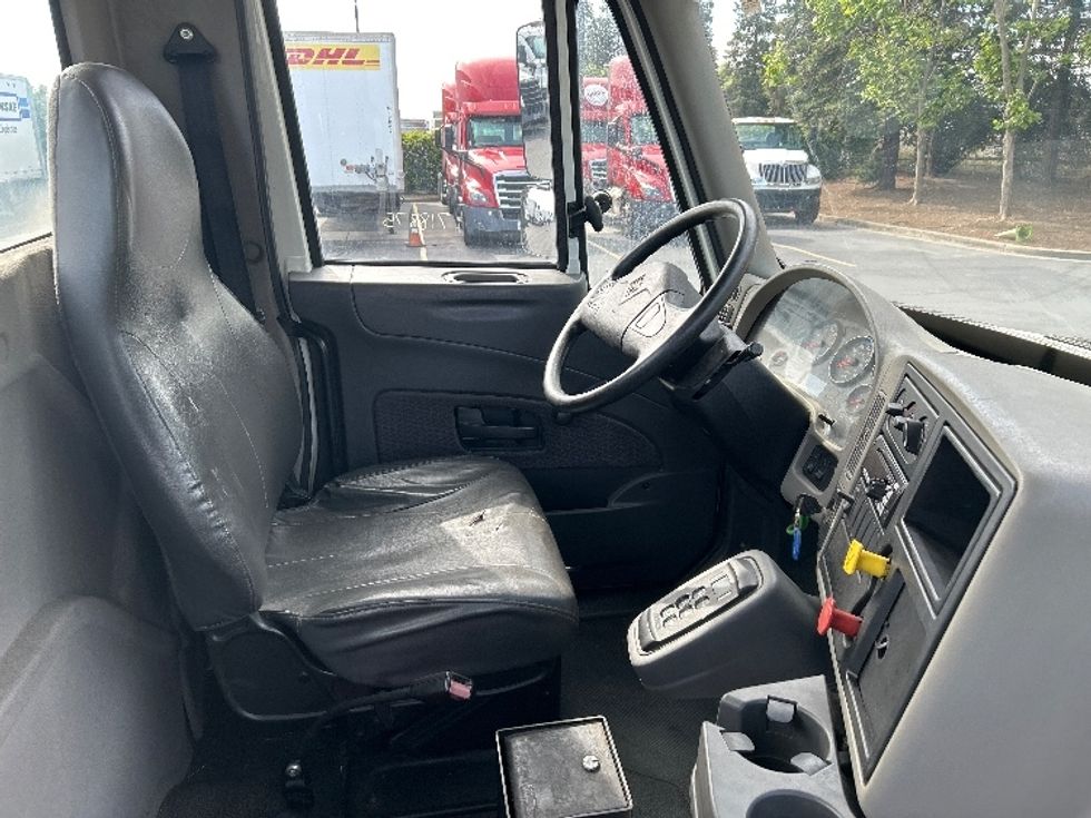 Day Cab Tractor-Heavy Duty Tractors-International-2018-4400-Gilroy-CA-70,142\n\t\tmiles-$ 53,500 - Image 14