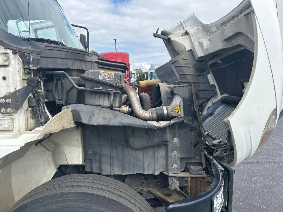 Day Cab Tractor-Heavy Duty Tractors-International-2018-4400-Gilroy-CA-83,591\n\t\tmiles-$ 52,750 - Image 15