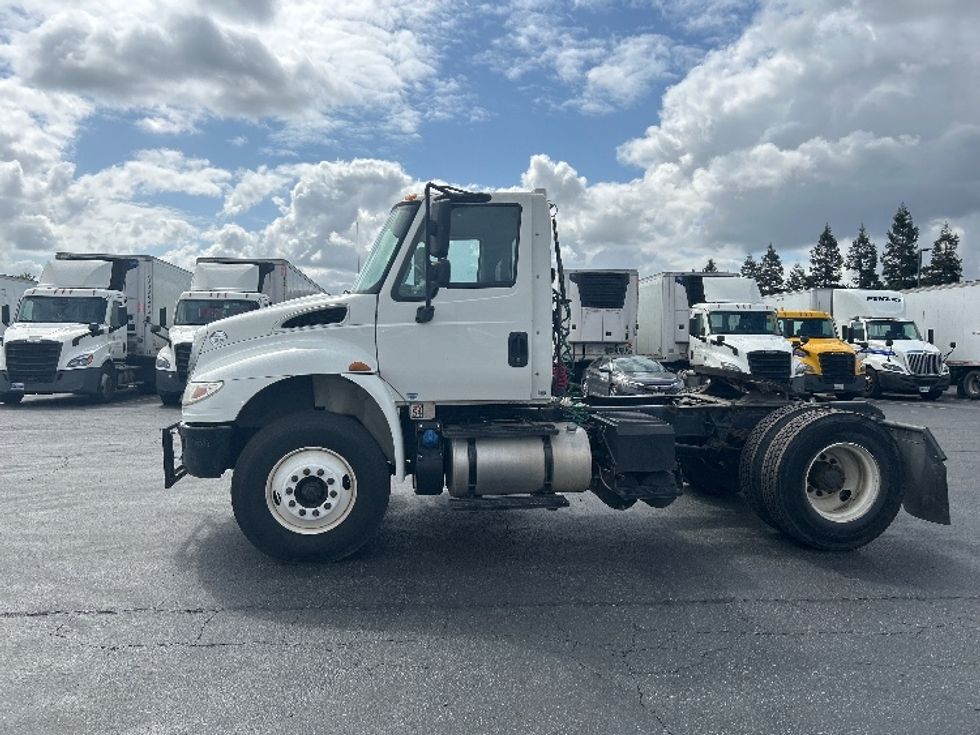 Day Cab Tractor-Heavy Duty Tractors-International-2018-4400-Gilroy-CA-83,591\n\t\tmiles-$ 52,750 - Image 4