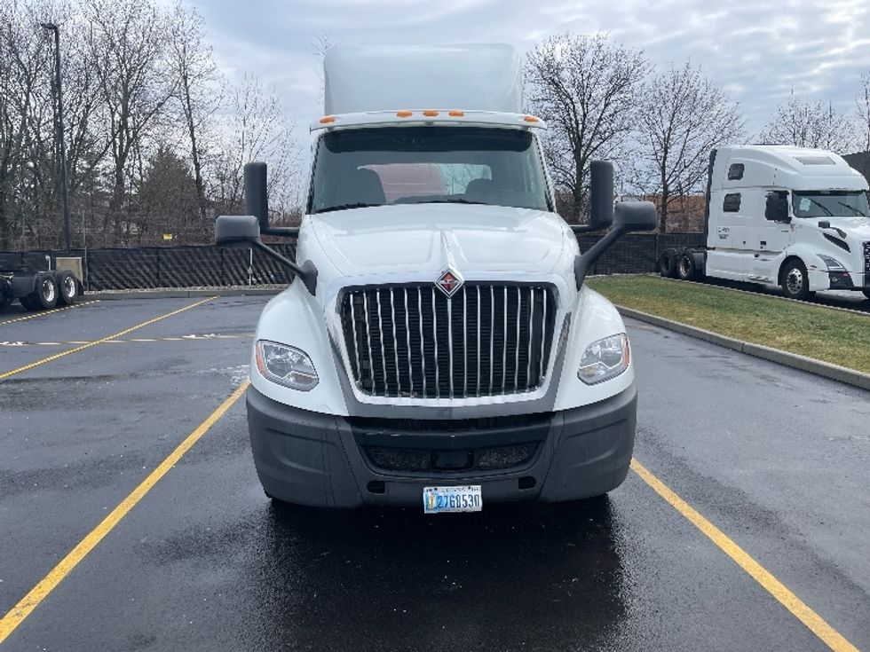 Day Cab Tractor-Heavy Duty Tractors-International-2018-LT625-Akron-OH-244,014\n\t\tmiles-$ 26,500 - Image 2