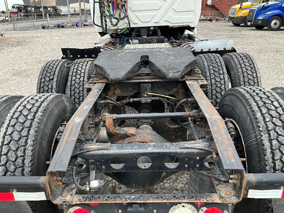 Day Cab Tractor-Heavy Duty Tractors-International-2018-LT625-Akron-OH-253,706\n\t\tmiles-$ 24,500 - Image 6