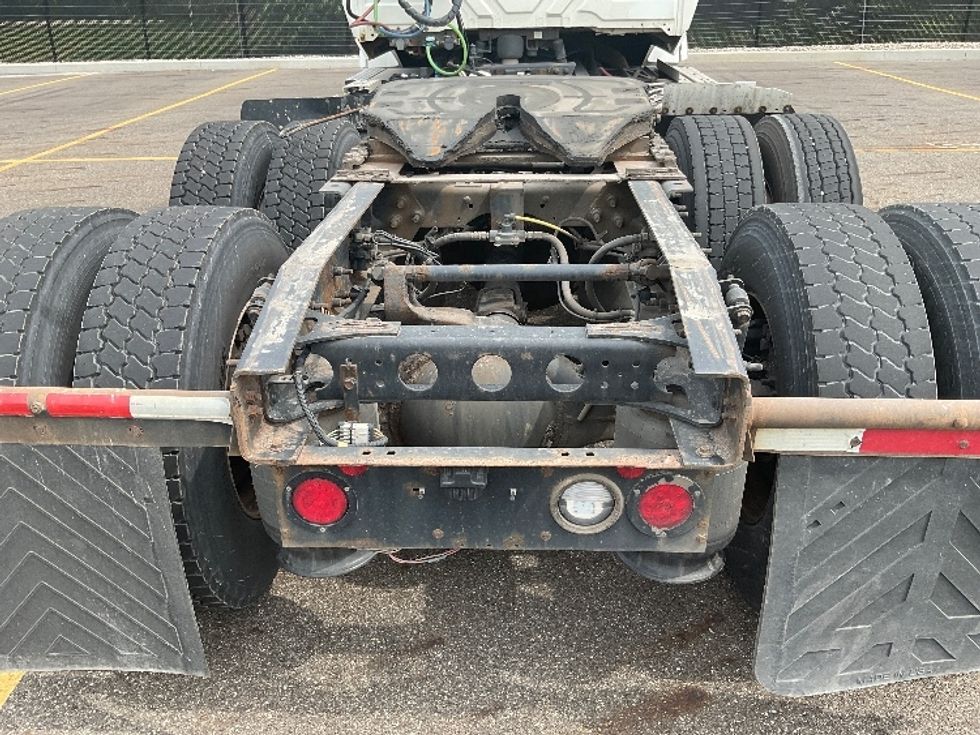 Day Cab Tractor-Heavy Duty Tractors-International-2018-LT625-Akron-OH-397,166\n\t\tmiles-$ 26,500 - Image 17