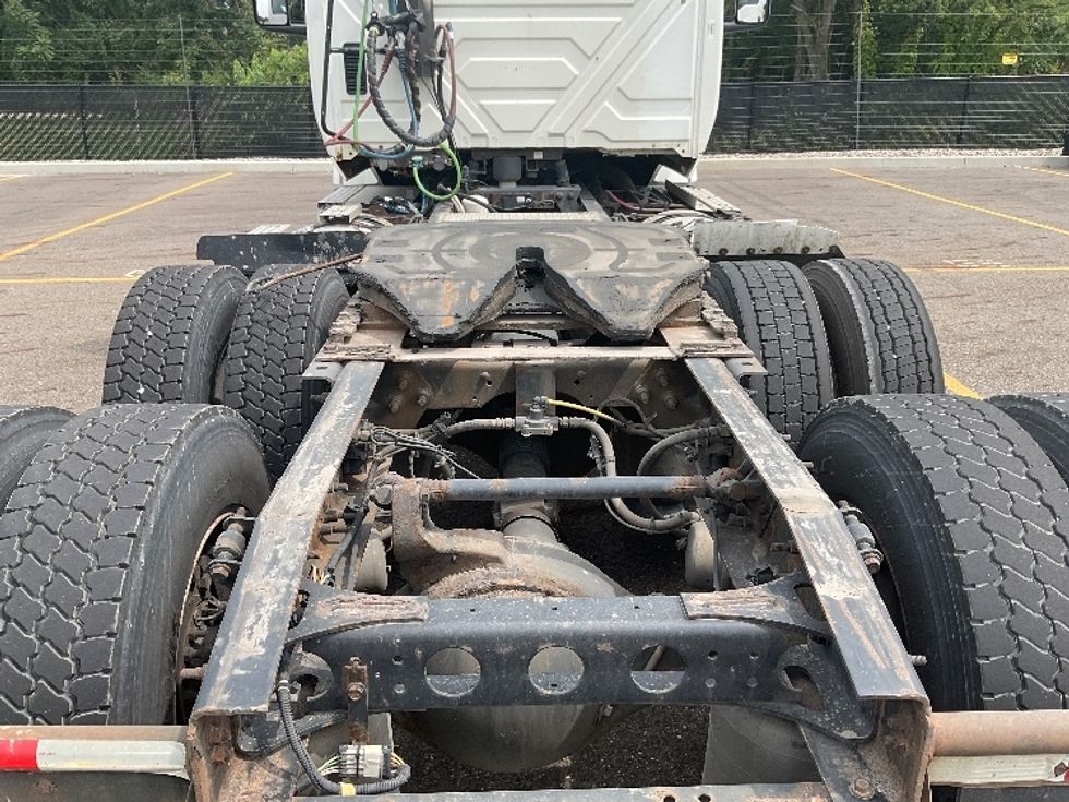 Day Cab Tractor-Heavy Duty Tractors-International-2018-LT625-Akron-OH-397,166\n\t\tmiles-$ 26,500 - Image 6