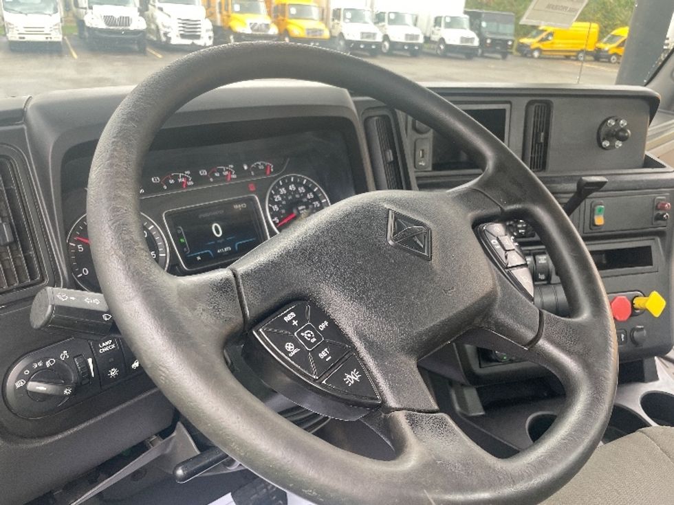 Day Cab Tractor-Heavy Duty Tractors-International-2018-LT625-Akron-OH-411,875\n\t\tmiles-$ 25,500 - Image 10