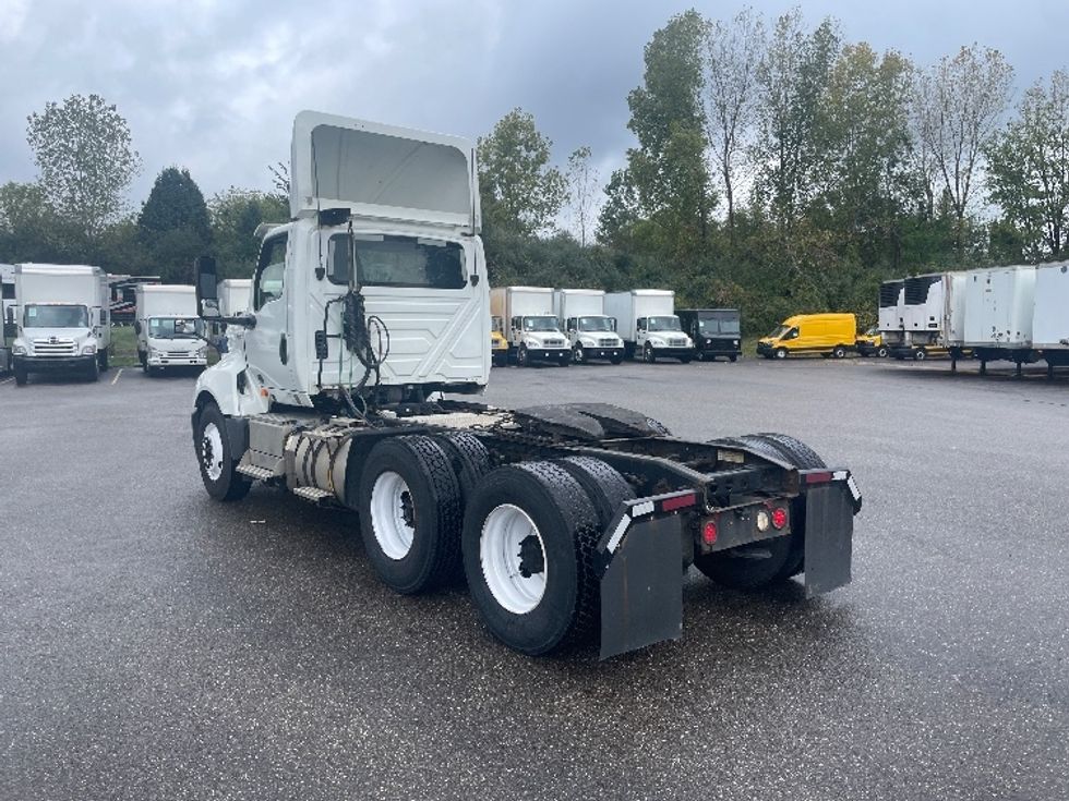 Day Cab Tractor-Heavy Duty Tractors-International-2018-LT625-Akron-OH-411,875\n\t\tmiles-$ 25,500 - Image 5