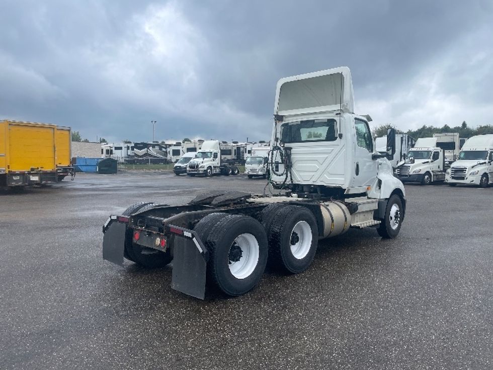 Day Cab Tractor-Heavy Duty Tractors-International-2018-LT625-Akron-OH-411,875\n\t\tmiles-$ 25,500 - Image 7