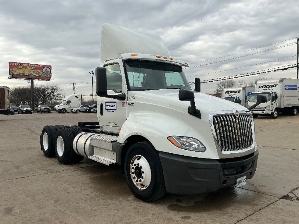 Day Cab Tractor-Heavy Duty Tractors-International-2018-LT625-Allen Park-MI-278,398\n\t\tmiles-$ 29,500 - Image 1