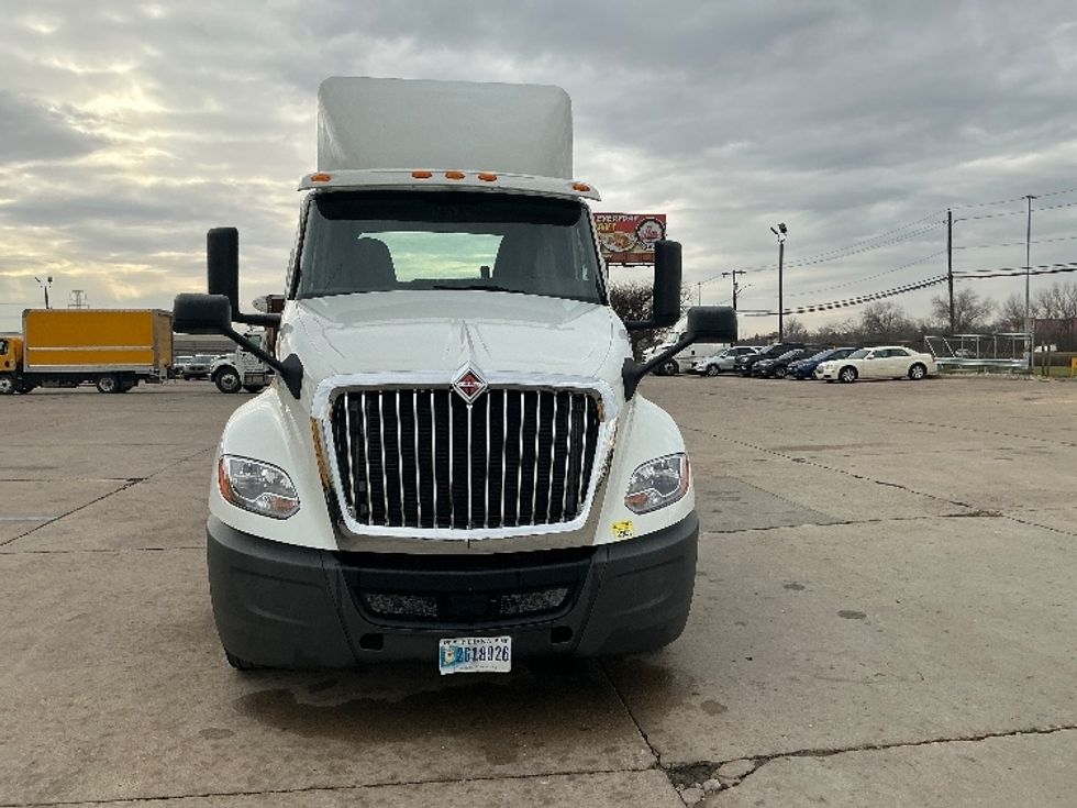 Day Cab Tractor-Heavy Duty Tractors-International-2018-LT625-Allen Park-MI-278,398\n\t\tmiles-$ 29,500 - Image 2