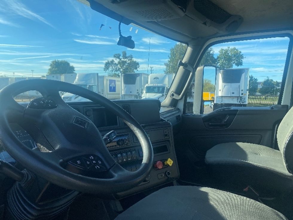 Day Cab Tractor-Heavy Duty Tractors-International-2018-LT625-Allen Park-MI-292,207\n\t\tmiles-$ 29,750 - Image 10