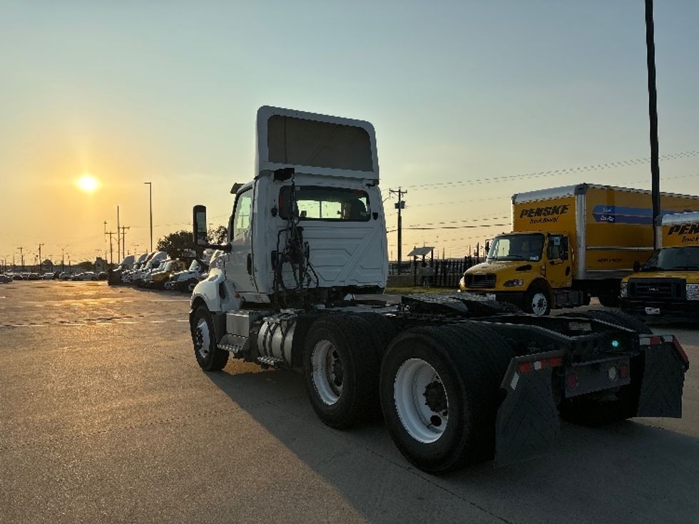 Day Cab Tractor-Heavy Duty Tractors-International-2018-LT625-Arlington-TX-540,746\n\t\tmiles-$ 22,500 - Image 5