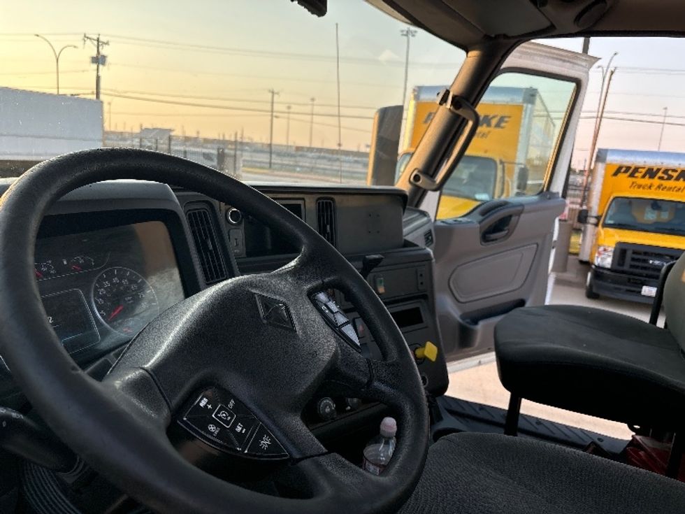 Day Cab Tractor-Heavy Duty Tractors-International-2018-LT625-Arlington-TX-540,746\n\t\tmiles-$ 22,500 - Image 9