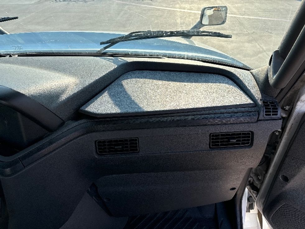 Day Cab Tractor-Heavy Duty Tractors-International-2018-LT625-Arlington-TX-673,993\n\t\tmiles-$ 22,500 - Image 13