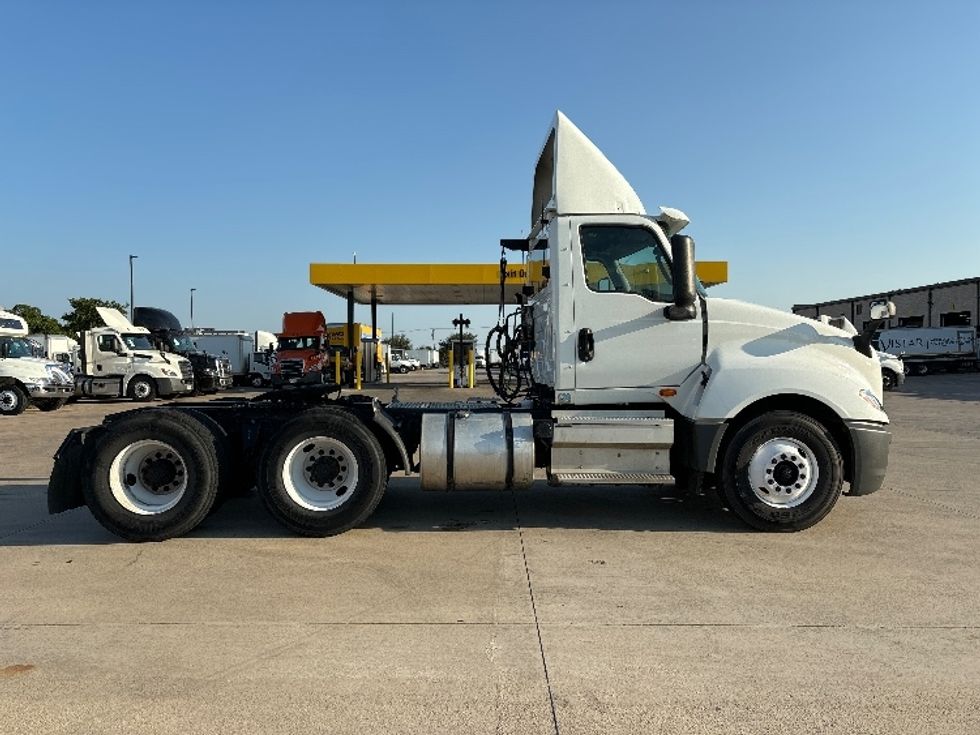 Day Cab Tractor-Heavy Duty Tractors-International-2018-LT625-Arlington-TX-673,993\n\t\tmiles-$ 22,500 - Image 8