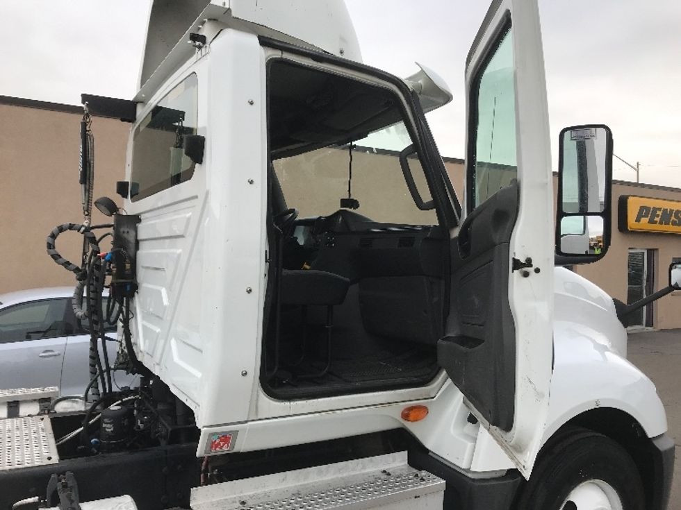 Day Cab Tractor-Heavy Duty Tractors-International-2018-LT625-Aurora-CO-372,325\n\t\tmiles-$ 26,250 - Image 12