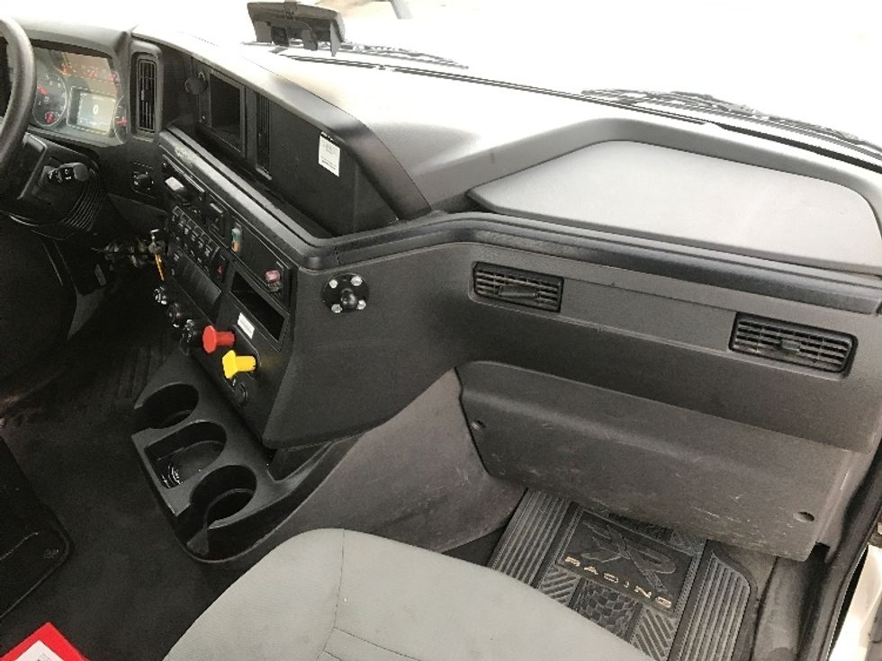 Day Cab Tractor-Heavy Duty Tractors-International-2018-LT625-Aurora-CO-372,325\n\t\tmiles-$ 26,250 - Image 13