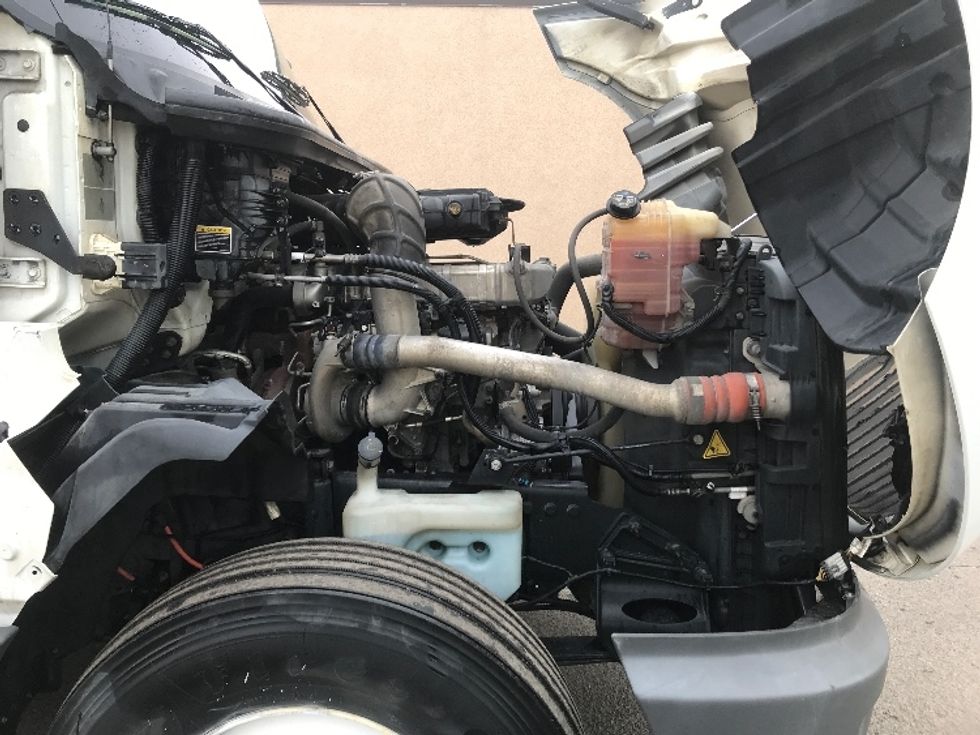 Day Cab Tractor-Heavy Duty Tractors-International-2018-LT625-Aurora-CO-372,325\n\t\tmiles-$ 26,250 - Image 15