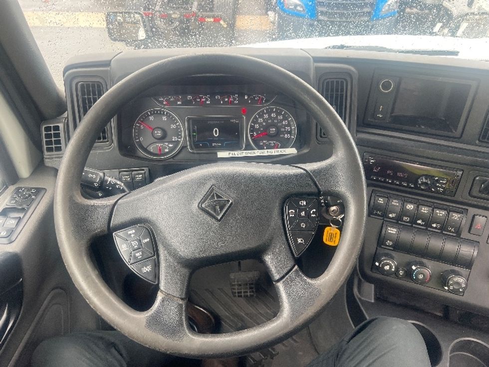 Day Cab Tractor-Heavy Duty Tractors-International-2018-LT625-Baltimore-MD-275,218\n\t\tmiles-$ 22,500 - Image 11