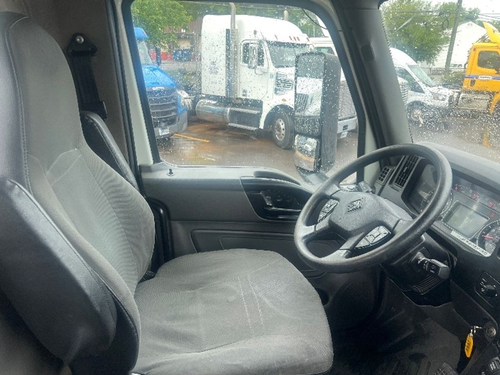Day Cab Tractor-Heavy Duty Tractors-International-2018-LT625-Baltimore-MD-275,218\n\t\tmiles-$ 22,500 - Image 14