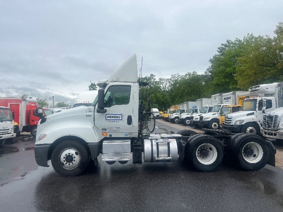 Day Cab Tractor-Heavy Duty Tractors-International-2018-LT625-Baltimore-MD-275,218\n\t\tmiles-$ 22,500 - Image 4