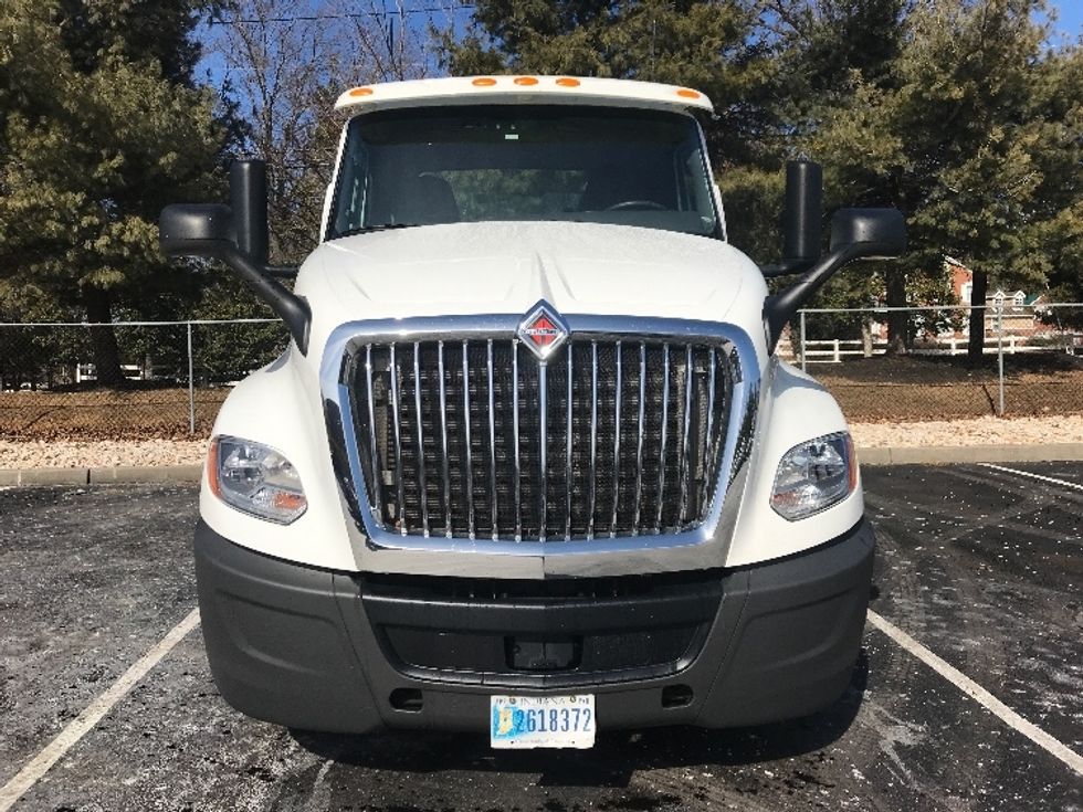 Day Cab Tractor-Heavy Duty Tractors-International-2018-LT625-Bensalem-PA-253,825\n\t\tmiles-$ 22,500 - Image 2