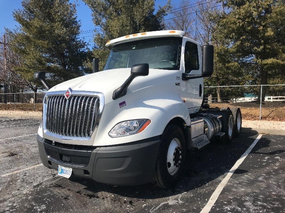 Day Cab Tractor-Heavy Duty Tractors-International-2018-LT625-Bensalem-PA-253,825\n\t\tmiles-$ 22,500 - Image 3