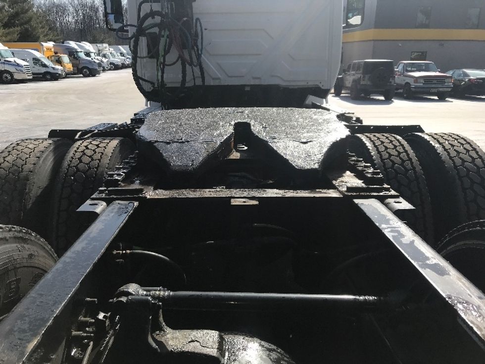 Day Cab Tractor-Heavy Duty Tractors-International-2018-LT625-Bensalem-PA-253,825\n\t\tmiles-$ 22,500 - Image 6