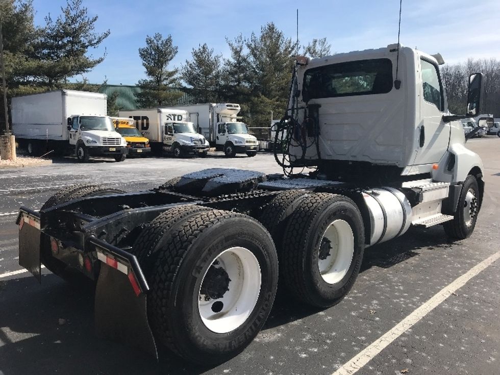 Day Cab Tractor-Heavy Duty Tractors-International-2018-LT625-Bensalem-PA-253,825\n\t\tmiles-$ 22,500 - Image 7