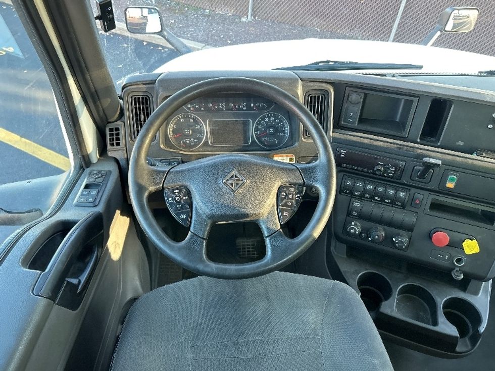 Day Cab Tractor-Heavy Duty Tractors-International-2018-LT625-Braintree-MA-328,142\n\t\tmiles-$ 21,500 - Image 11
