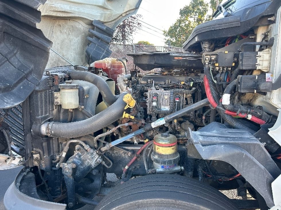 Day Cab Tractor-Heavy Duty Tractors-International-2018-LT625-Braintree-MA-328,142\n\t\tmiles-$ 21,500 - Image 16