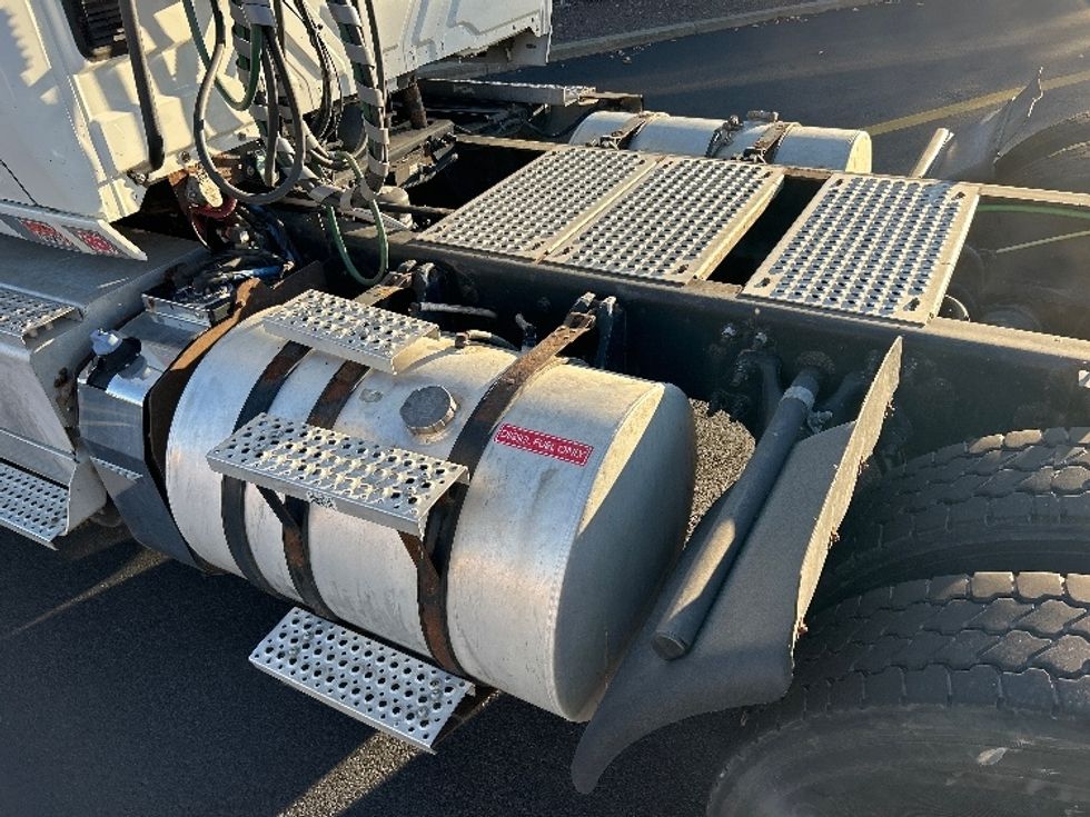 Day Cab Tractor-Heavy Duty Tractors-International-2018-LT625-Braintree-MA-328,142\n\t\tmiles-$ 21,500 - Image 17