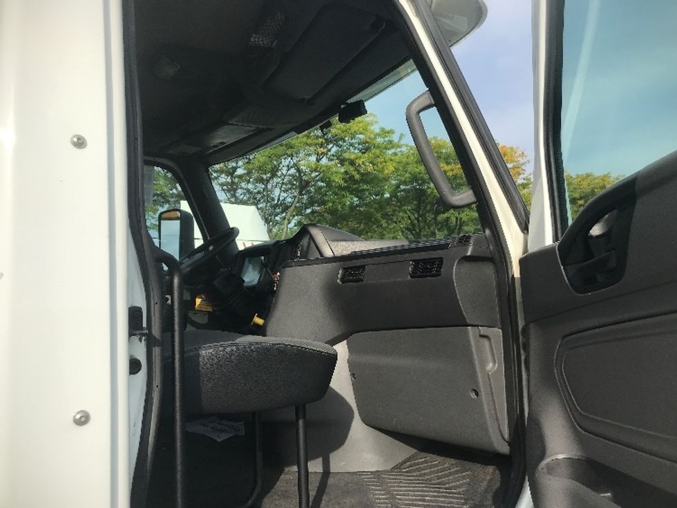 Day Cab Tractor-Heavy Duty Tractors-International-2018-LT625-Carlisle-PA-463,035\n\t\tmiles-$ 20,250 - Image 12