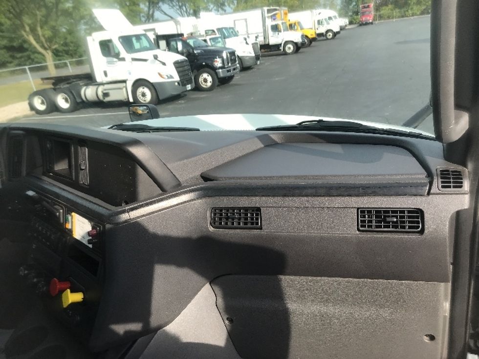 Day Cab Tractor-Heavy Duty Tractors-International-2018-LT625-Carlisle-PA-463,035\n\t\tmiles-$ 20,250 - Image 13
