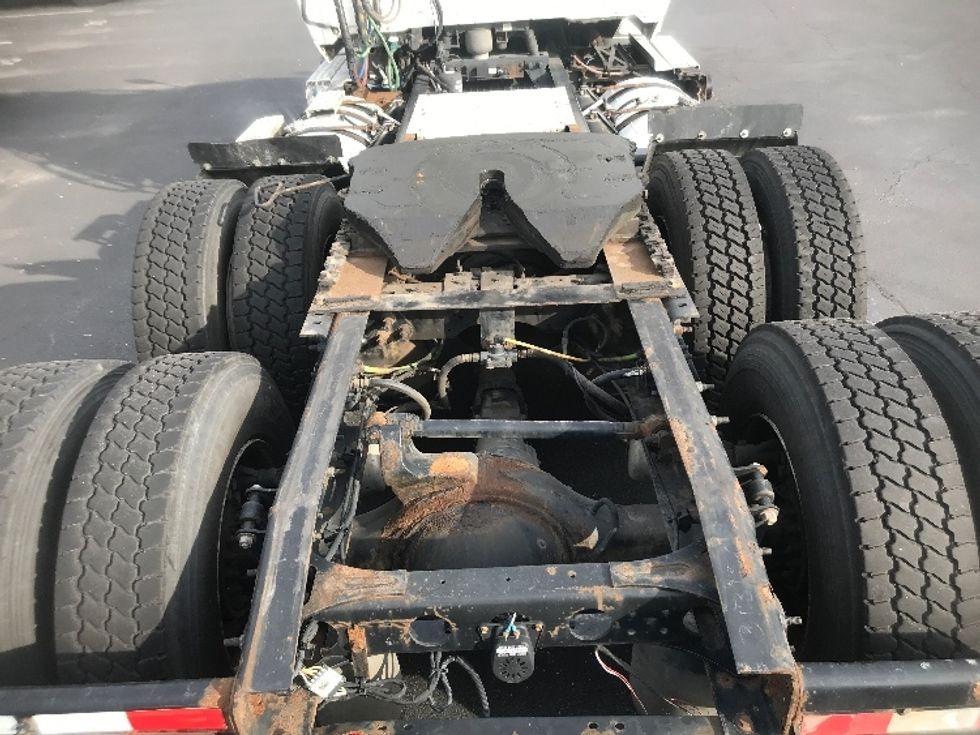 Day Cab Tractor-Heavy Duty Tractors-International-2018-LT625-Carlisle-PA-463,035\n\t\tmiles-$ 20,250 - Image 6