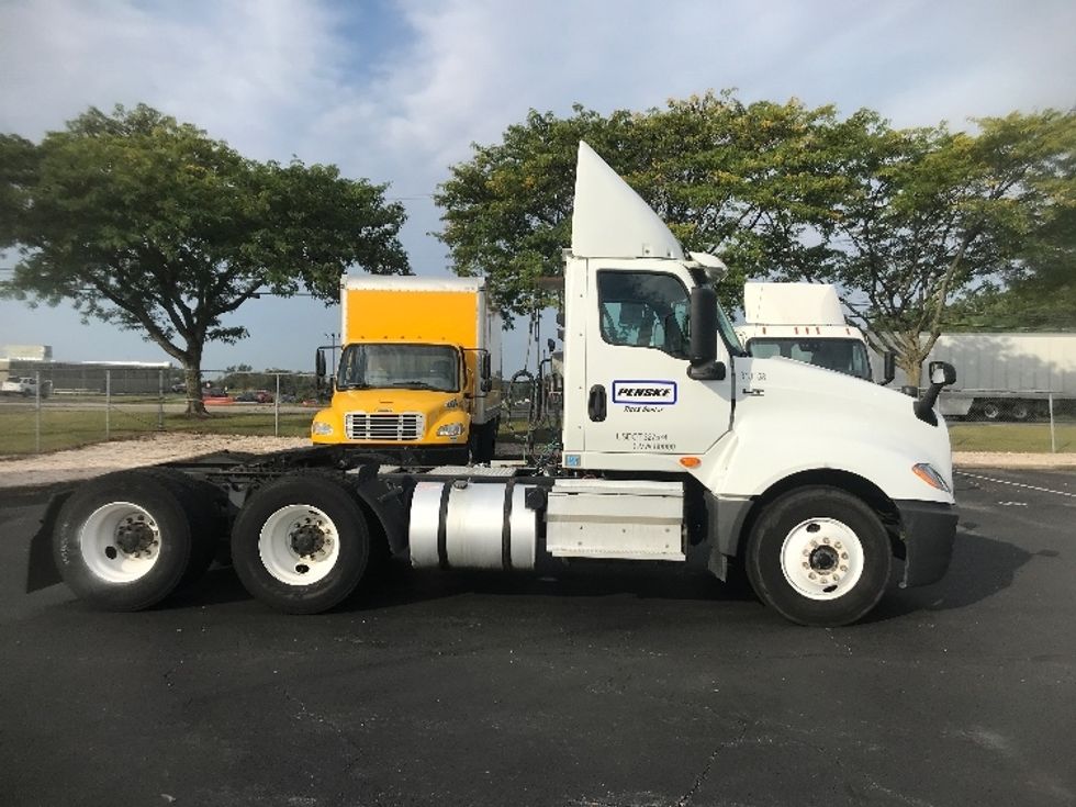 Day Cab Tractor-Heavy Duty Tractors-International-2018-LT625-Carlisle-PA-463,035\n\t\tmiles-$ 20,250 - Image 8