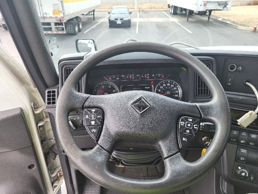 Day Cab Tractor-Heavy Duty Tractors-International-2018-LT625-Ceres-CA-477,659\n\t\tmiles-$ 35,000 - Image 11