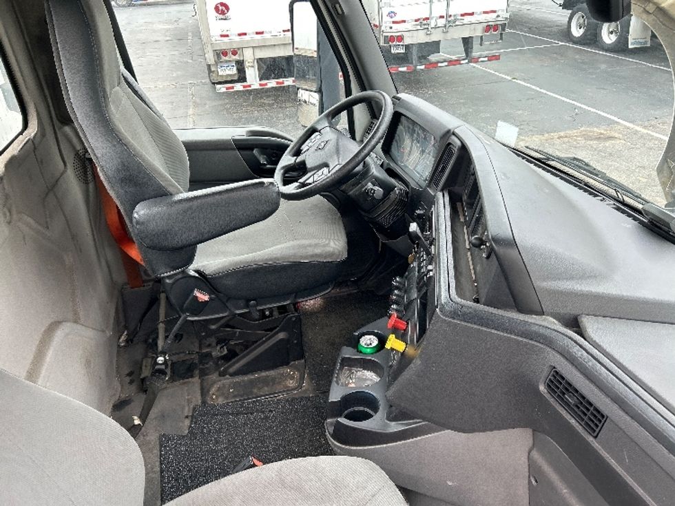 Day Cab Tractor-Heavy Duty Tractors-International-2018-LT625-Charlotte-NC-471,800\n\t\tmiles-$ 31,000 - Image 14